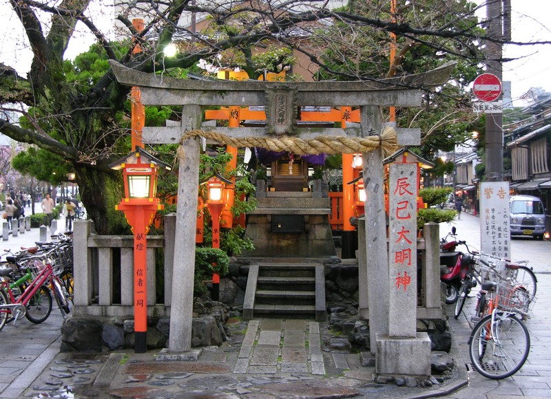 Sanctuaire Tatsumi Daimyojin